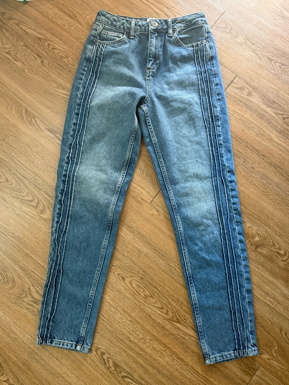 BDG Two-Tone Blue Slim Straight Mom Jeans